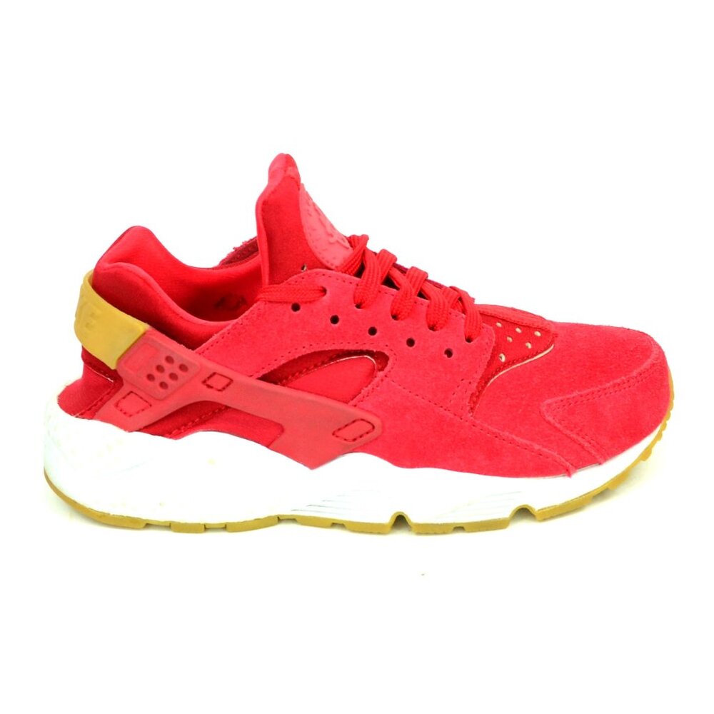 Nike Air Huarache Run Women's Size 6 Red Gum Sole Athletic Sneaker AA0524-601